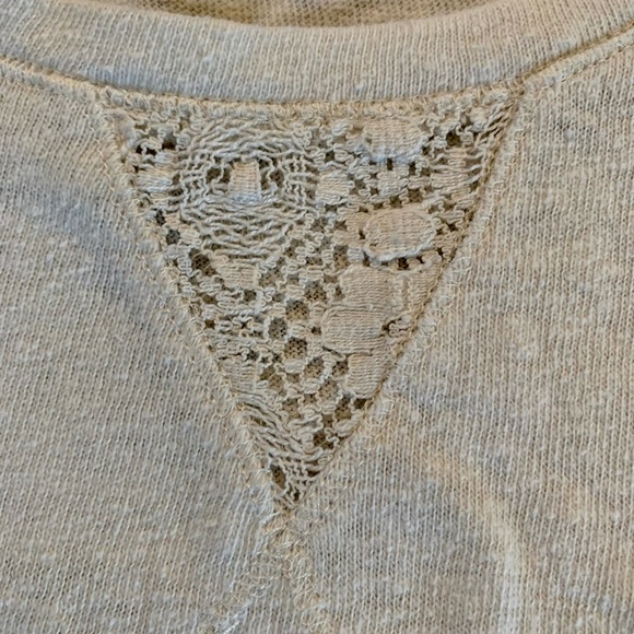 Prana off white long sleeve shirt with lace detail - Picture 3 of 5